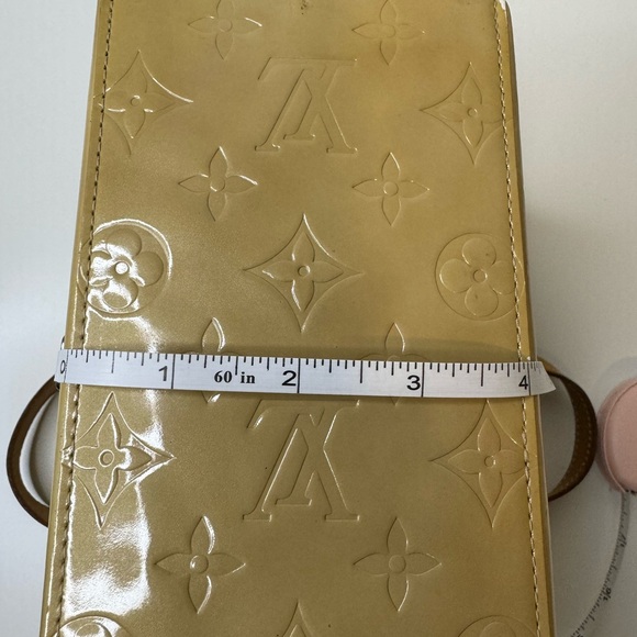 Pre Loved Louis Vuitton Monogram Vernis Reade PM - Picture 17 of 17